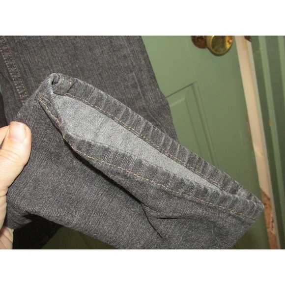 Coldwater Creek Women's Black Mid-Rise Boot Cut Denim Jeans Size 6 - Picture 4 of 8